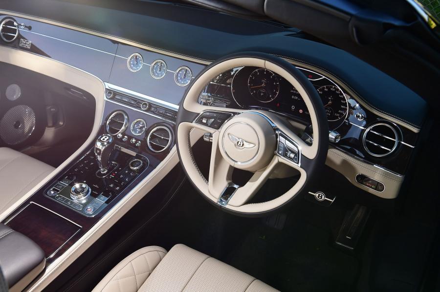 Торпедо Bentley Continental GT Convertible First Edition 2019 года  (UK) (фото 5 из 22)